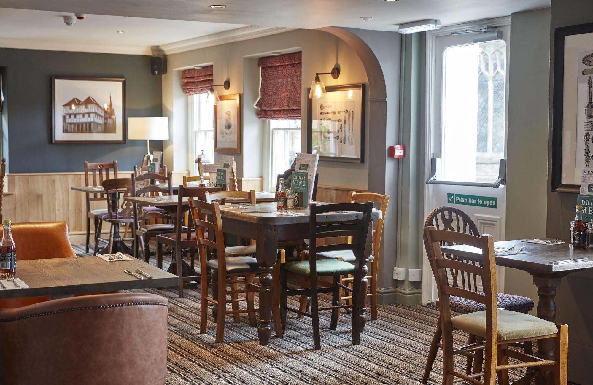 Thaxted Swan Hotel By Greene King Inns מראה חיצוני תמונה