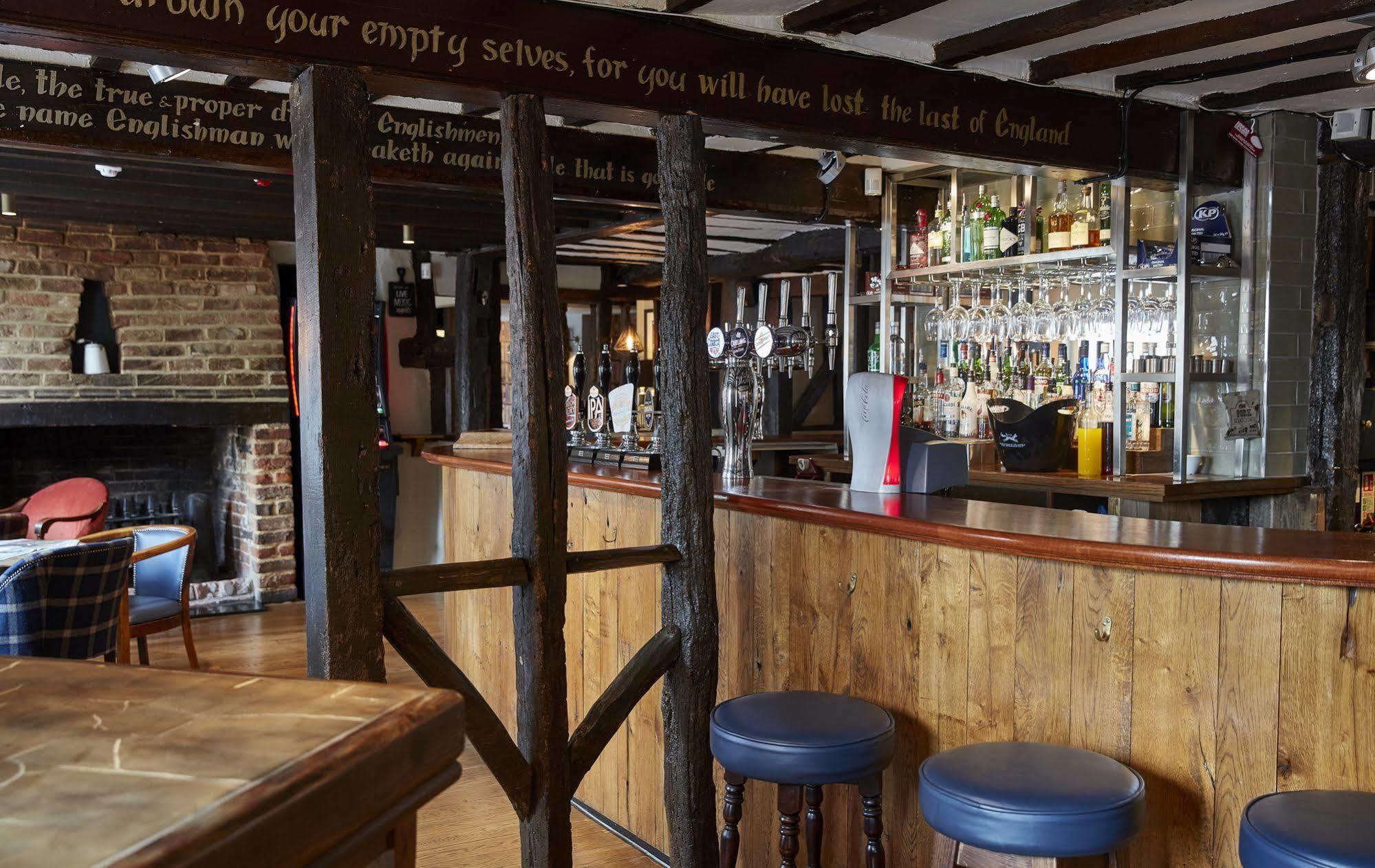Thaxted Swan Hotel By Greene King Inns מראה חיצוני תמונה